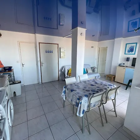 Apartment Tres Agreable T2 Face A La *
